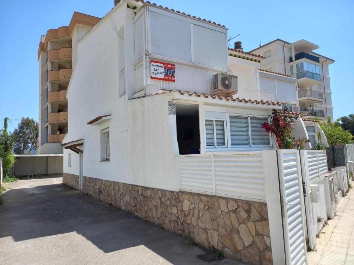 Monleon Villa A 10 Minutos De La Playa 2 Parking Gratuito Roses Buitenkant foto